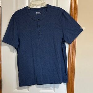 Uniqlo Men's Navy Short Sleeve Henley
